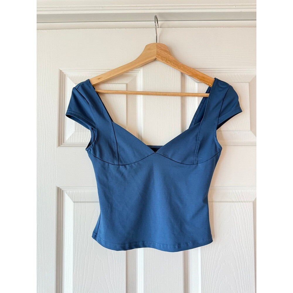 dainty blue top